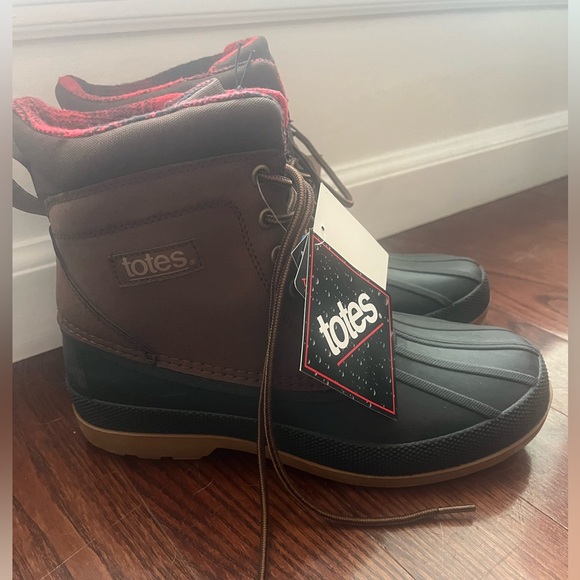 NWT Totes Men’s Duck Boots. Size 8 & 12 - Picture 12 of 12